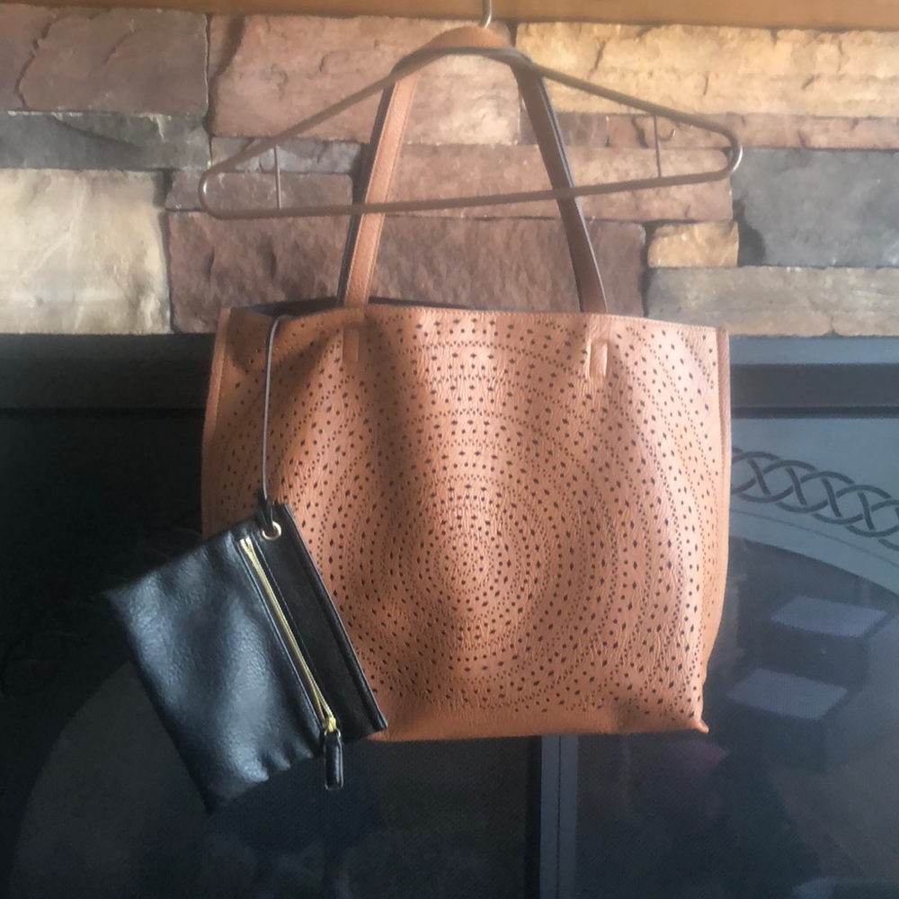 Brown Pleather Tote with black zipper Clutch. $45